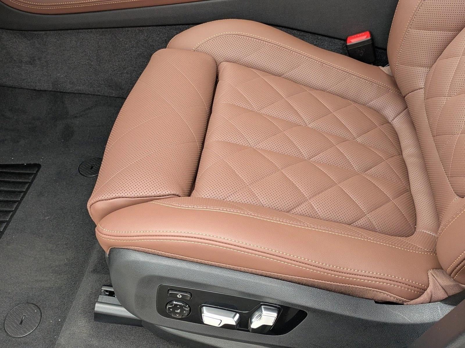 2026 BMW X7 xDrive40i Sports Activity Vehicle