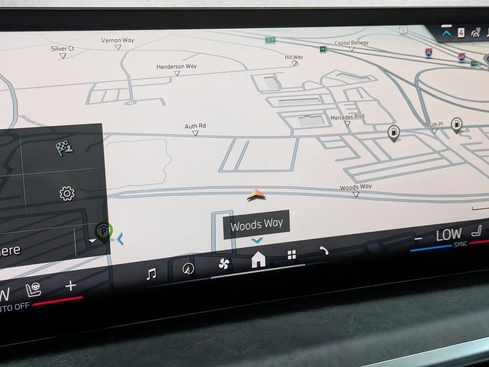 2026 BMW X7 xDrive40i Sports Activity Vehicle