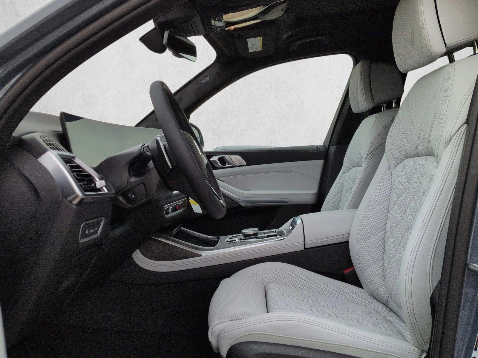2026 BMW X7 xDrive40i Sports Activity Vehicle