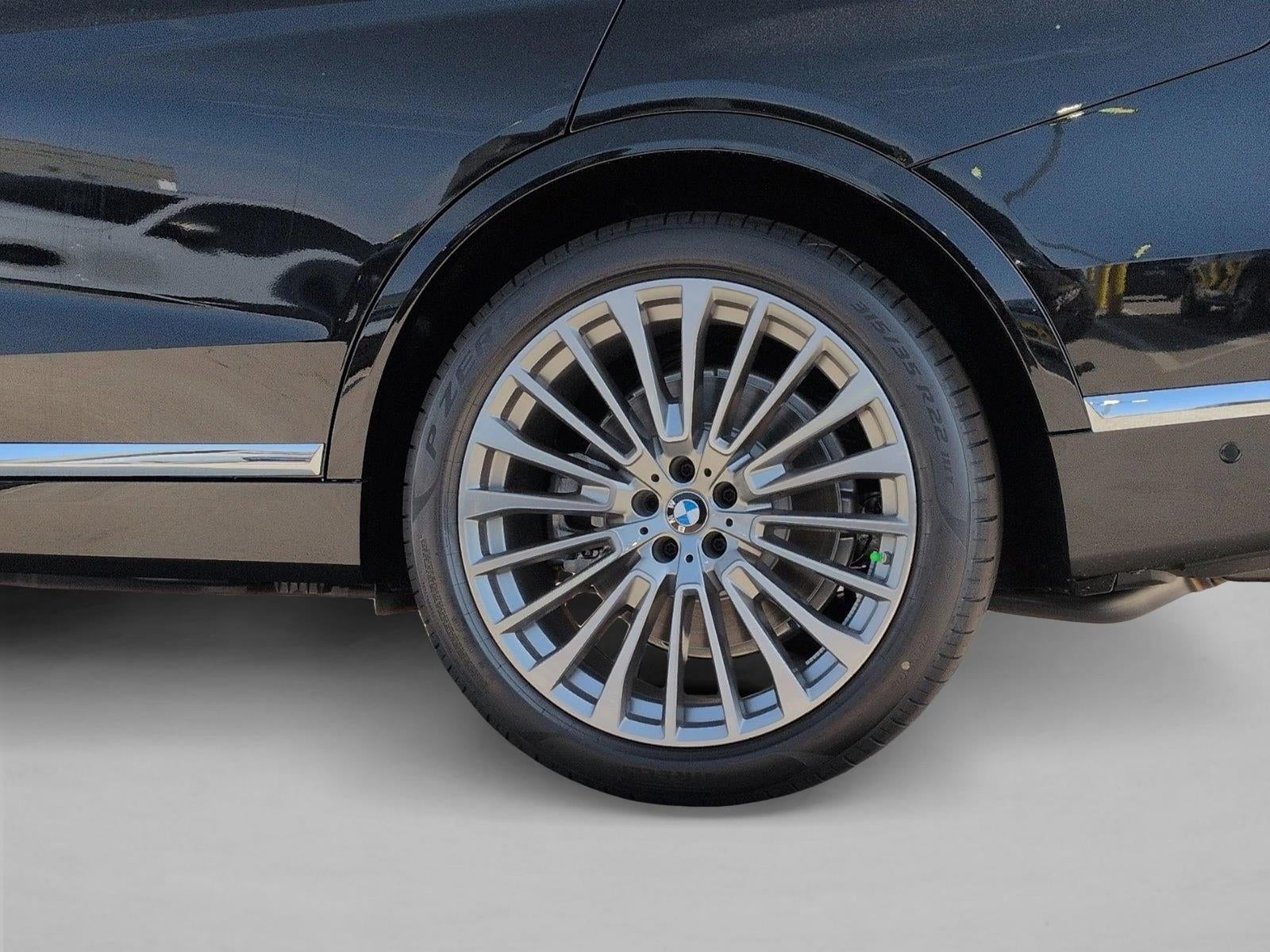 2026 BMW X7 xDrive40i Sports Activity Vehicle