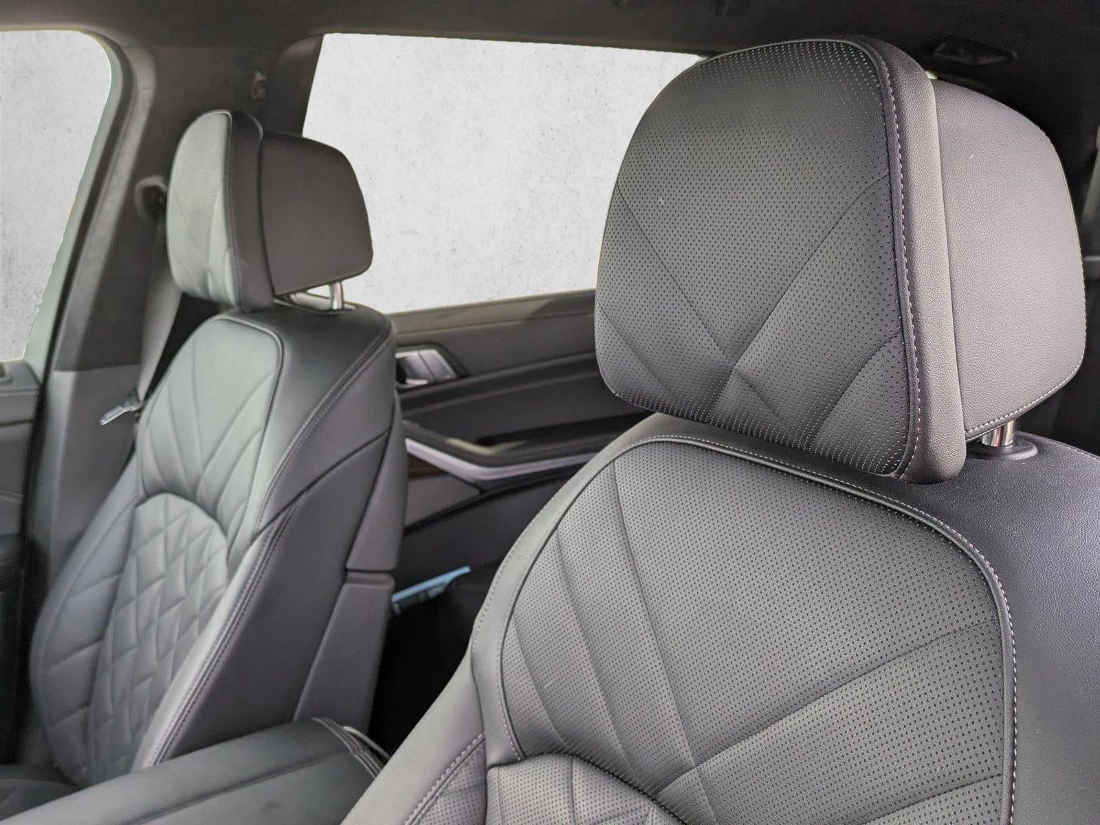 2024 BMW X7 xDrive40i Sports Activity Vehicle