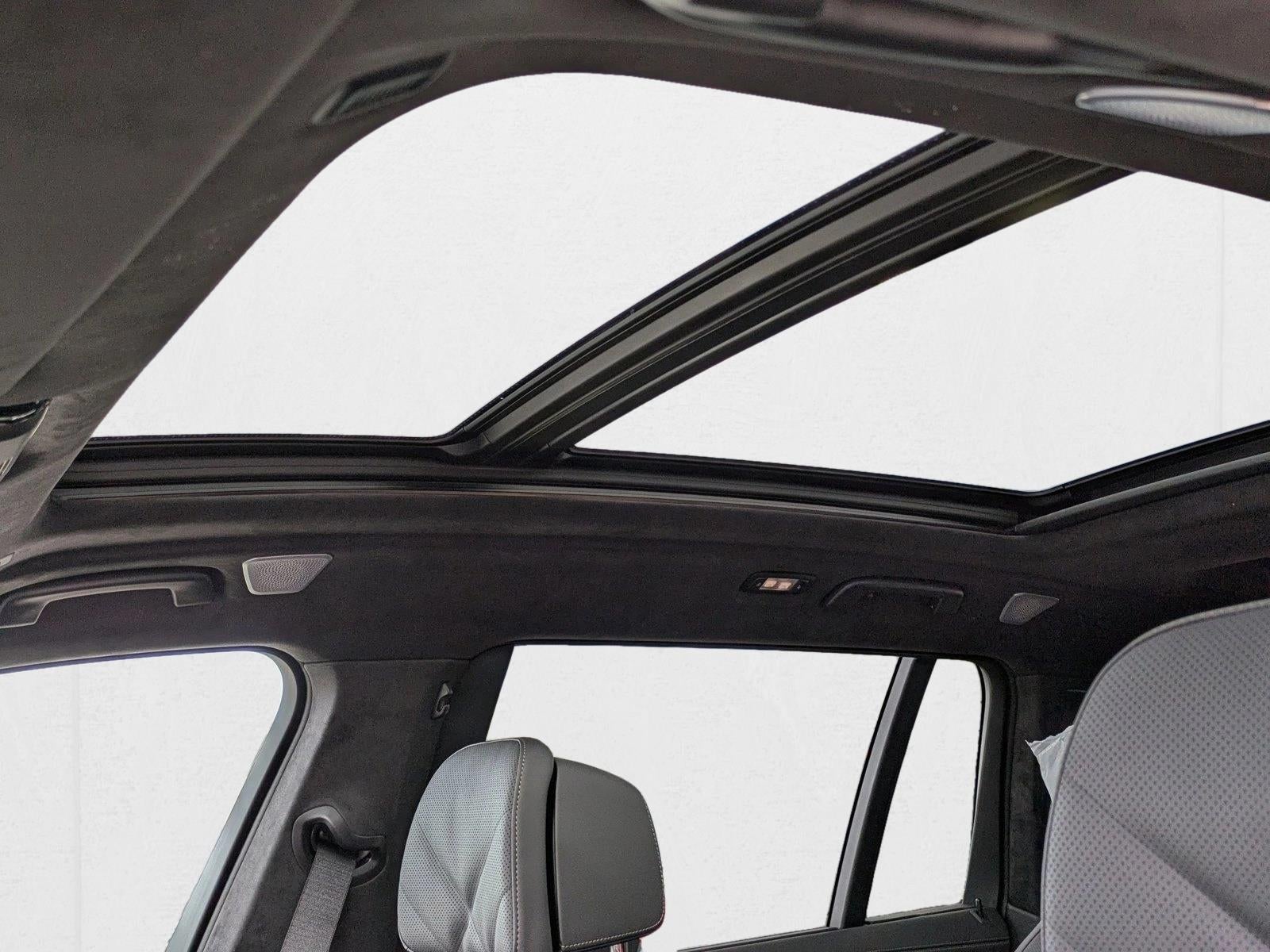 2026 BMW X7 xDrive40i Sports Activity Vehicle