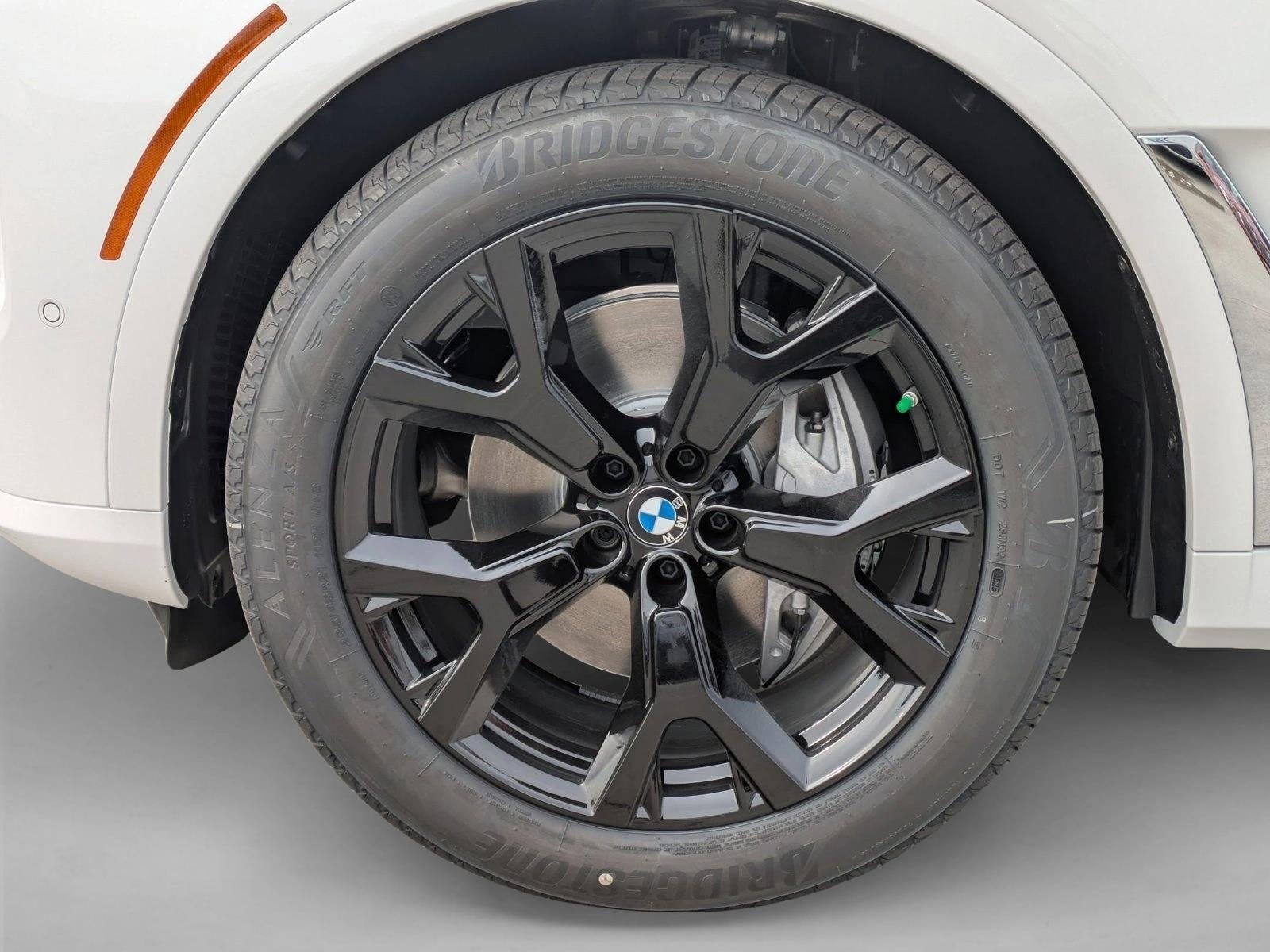 2026 BMW X7 xDrive40i Sports Activity Vehicle