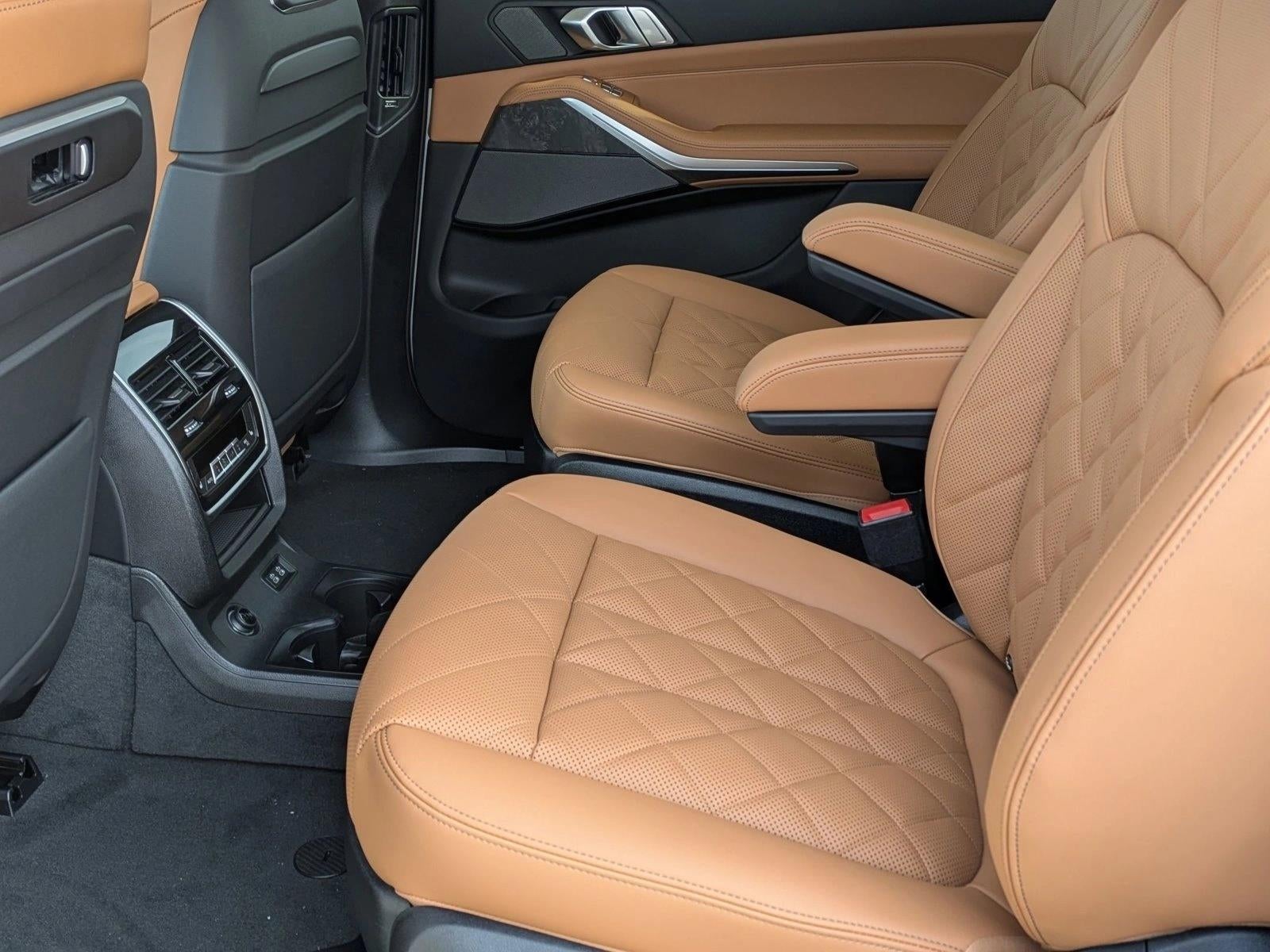2026 BMW X7 xDrive40i Sports Activity Vehicle