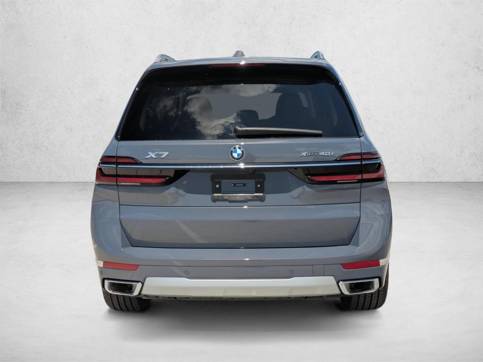 2027 BMW X7 xDrive40i Sports Activity Vehicle