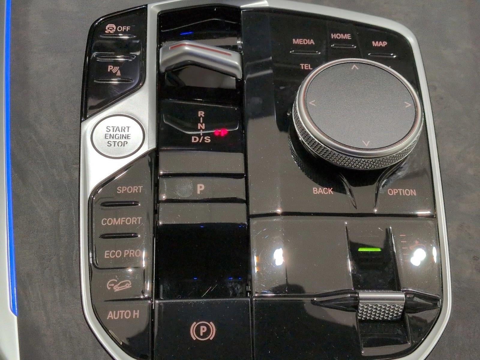 2025 BMW X7 M60i Sports Activity Vehicle