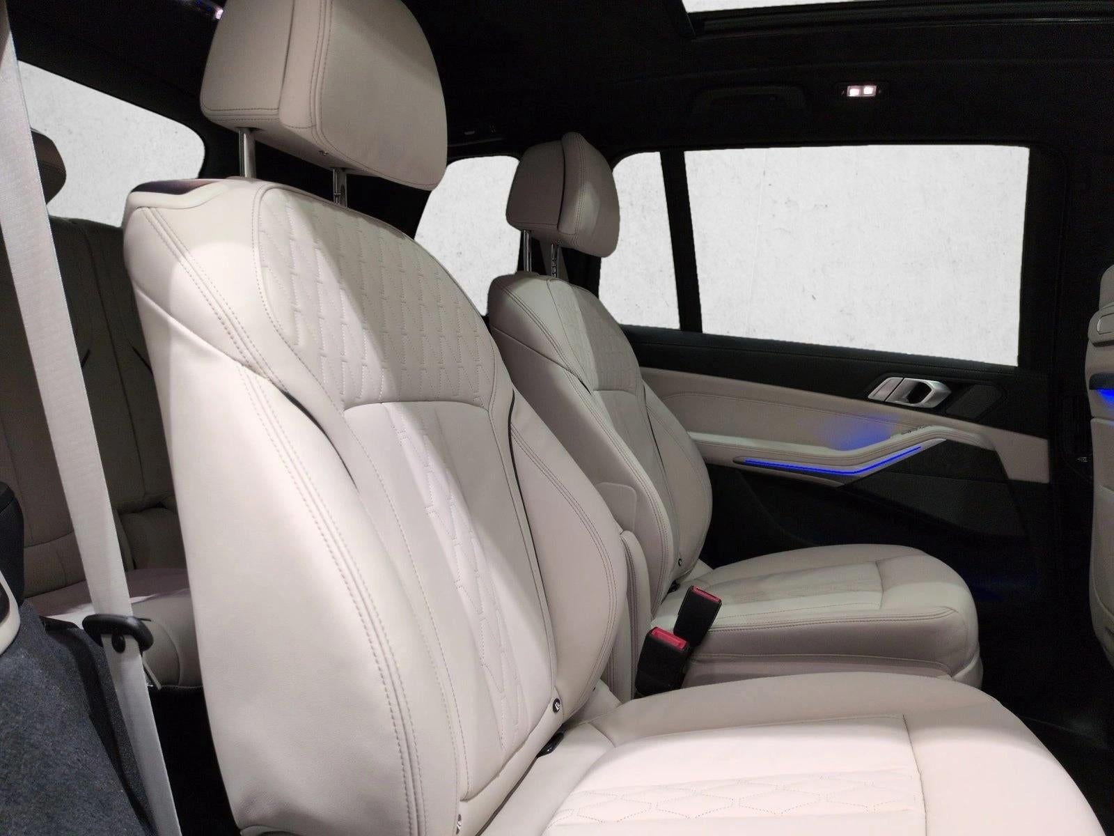 2025 BMW X7 M60i Sports Activity Vehicle