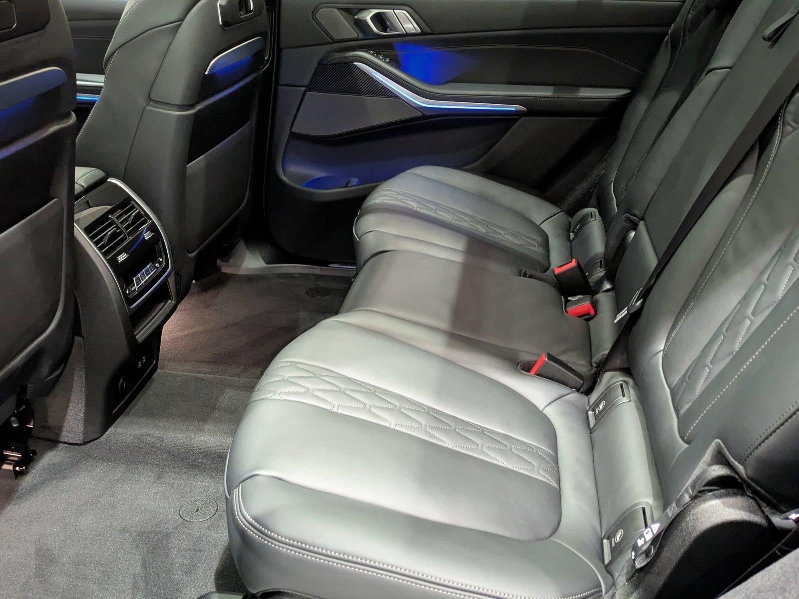 2026 BMW X7 M60i Sports Activity Vehicle