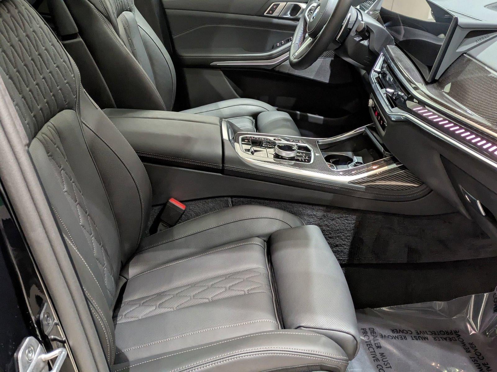 2026 BMW X7 M60i Sports Activity Vehicle