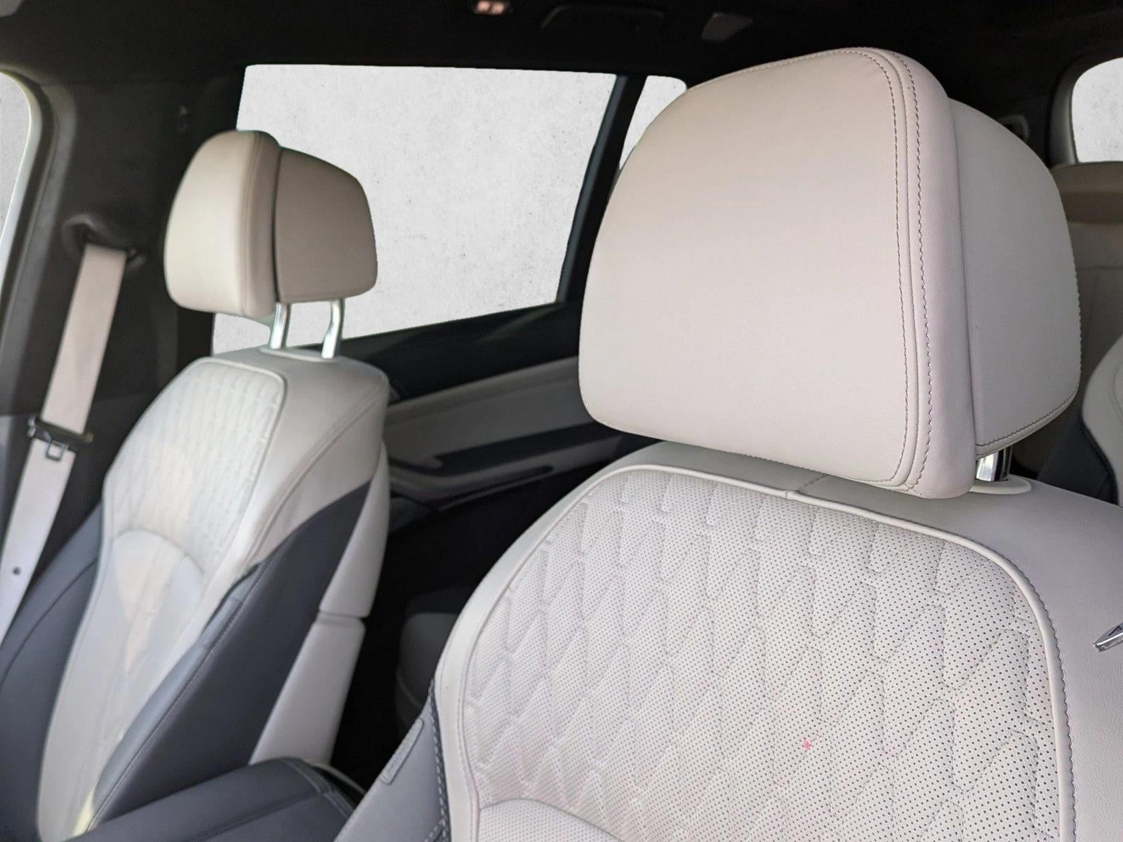 2024 BMW X7 M60i Sports Activity Vehicle