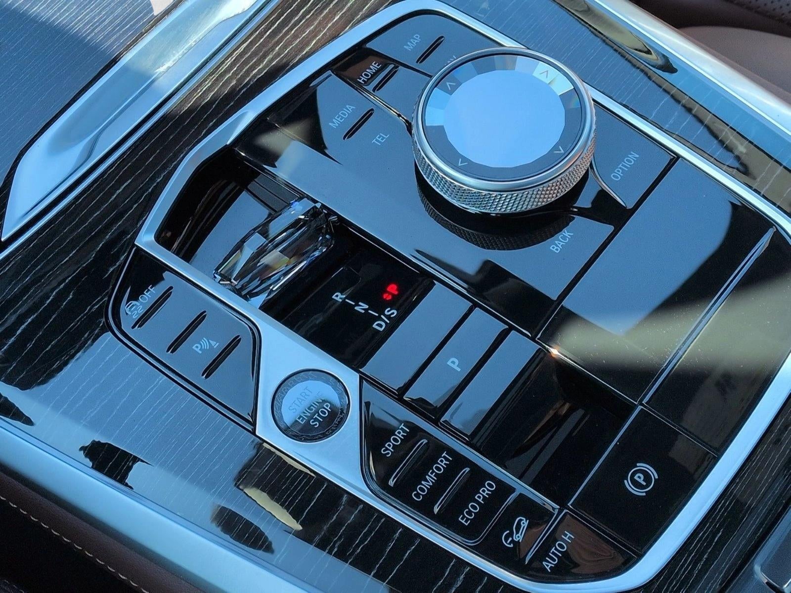 2025 BMW X5 M60i Sports Activity Vehicle