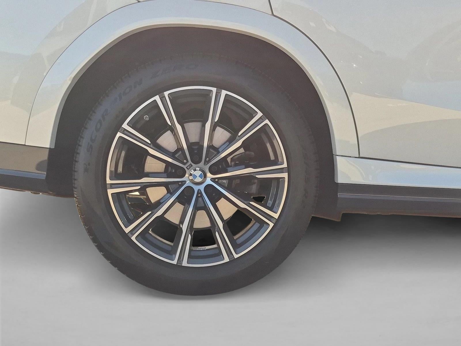 2025 BMW X6 xDrive40i Sports Activity Coupe