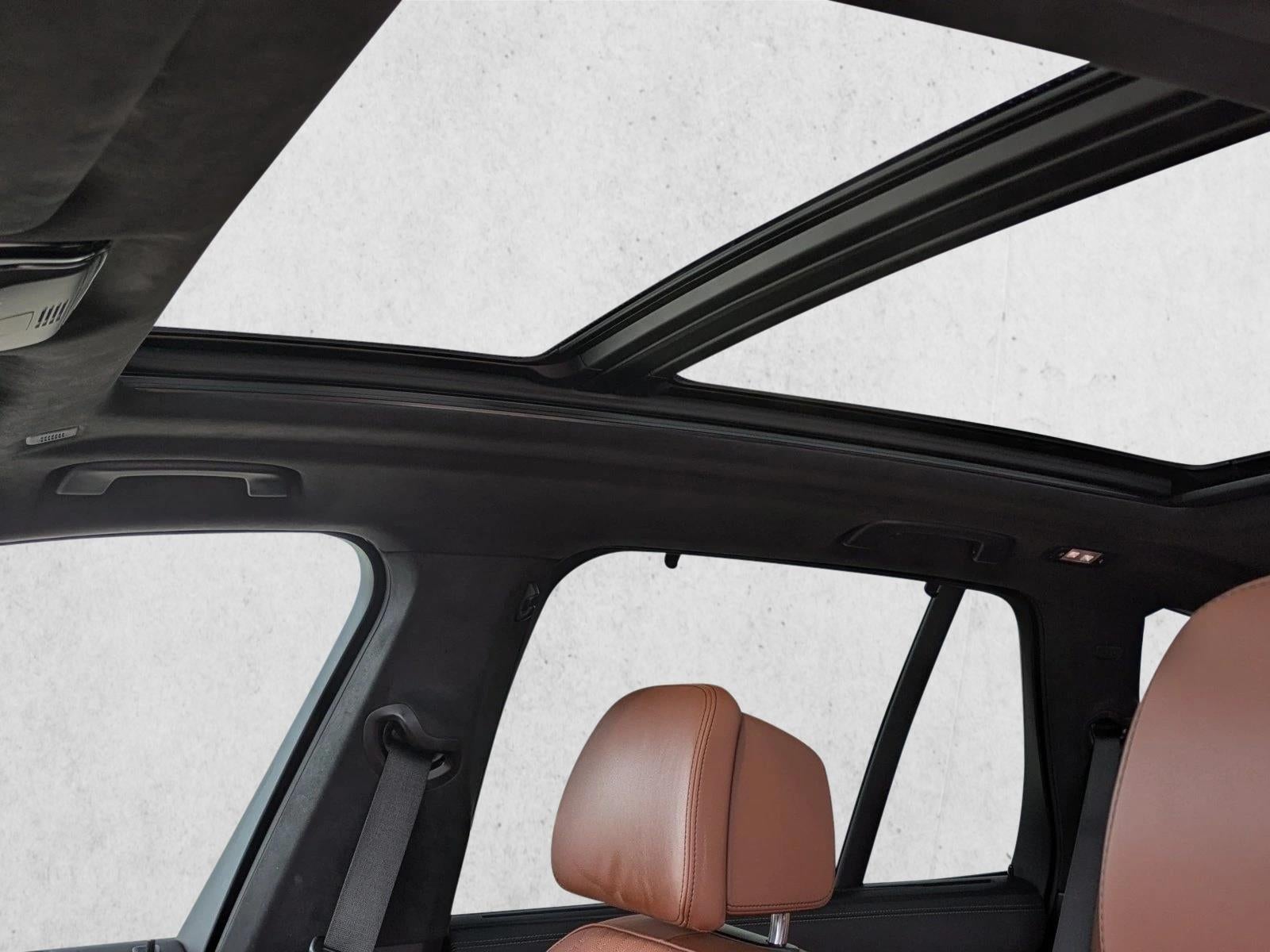 2025 BMW X5 xDrive50e Plug-In Hybrid