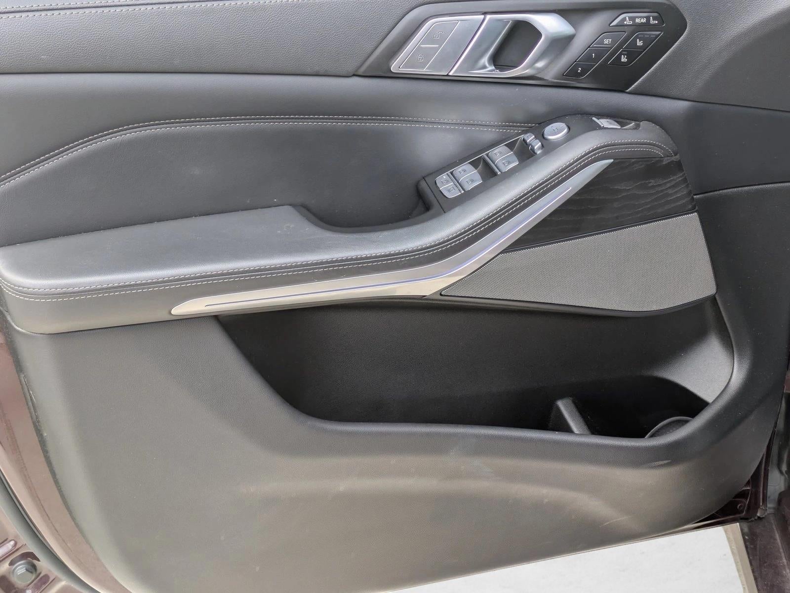 2022 BMW X7 xDrive40i Sports Activity Vehicle