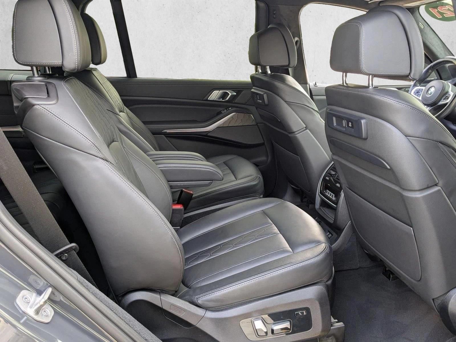 2021 BMW X7 xDrive40i Sports Activity Vehicle