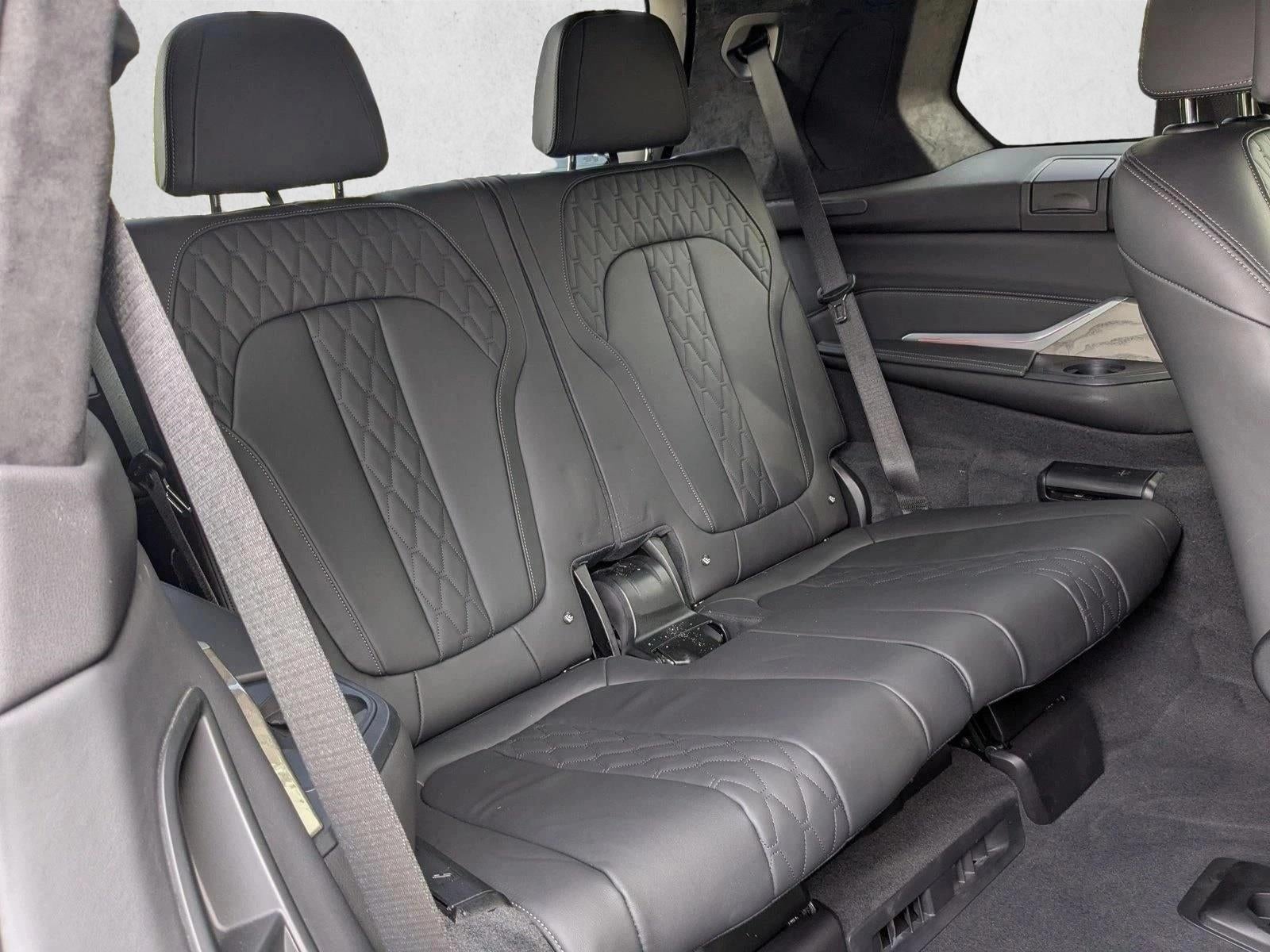 2021 BMW X7 xDrive40i Sports Activity Vehicle