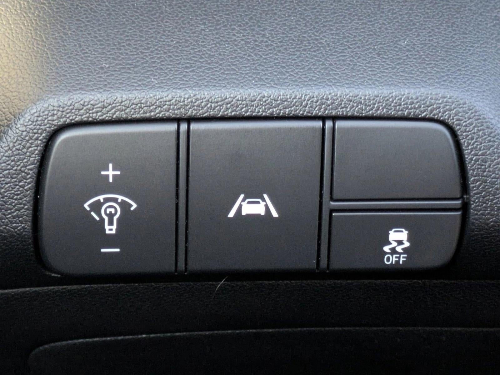 2023 Hyundai ELANTRA SEL IVT