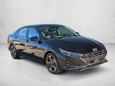 2023 Hyundai ELANTRA SEL IVT