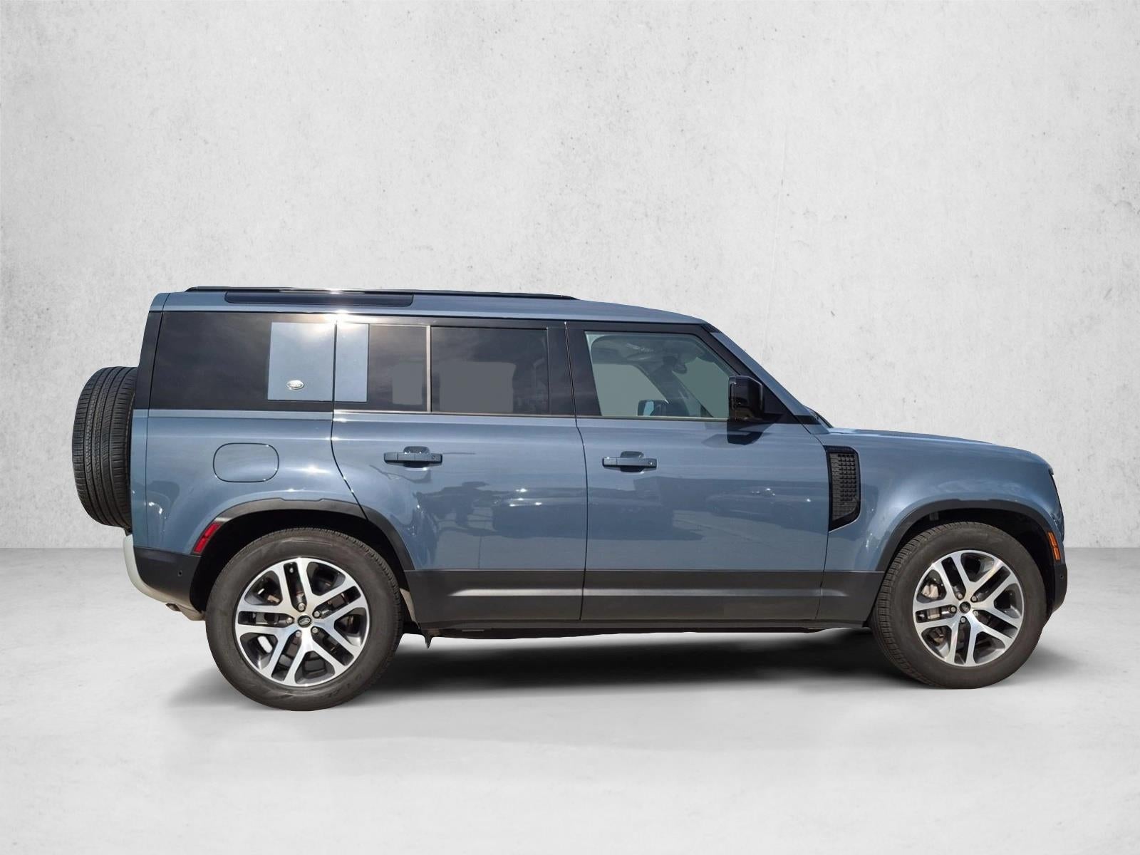 2024 Land Rover Defender 110 P400 S