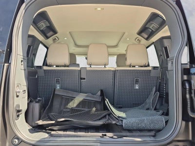 2024 Land Rover Defender 110 P400 S