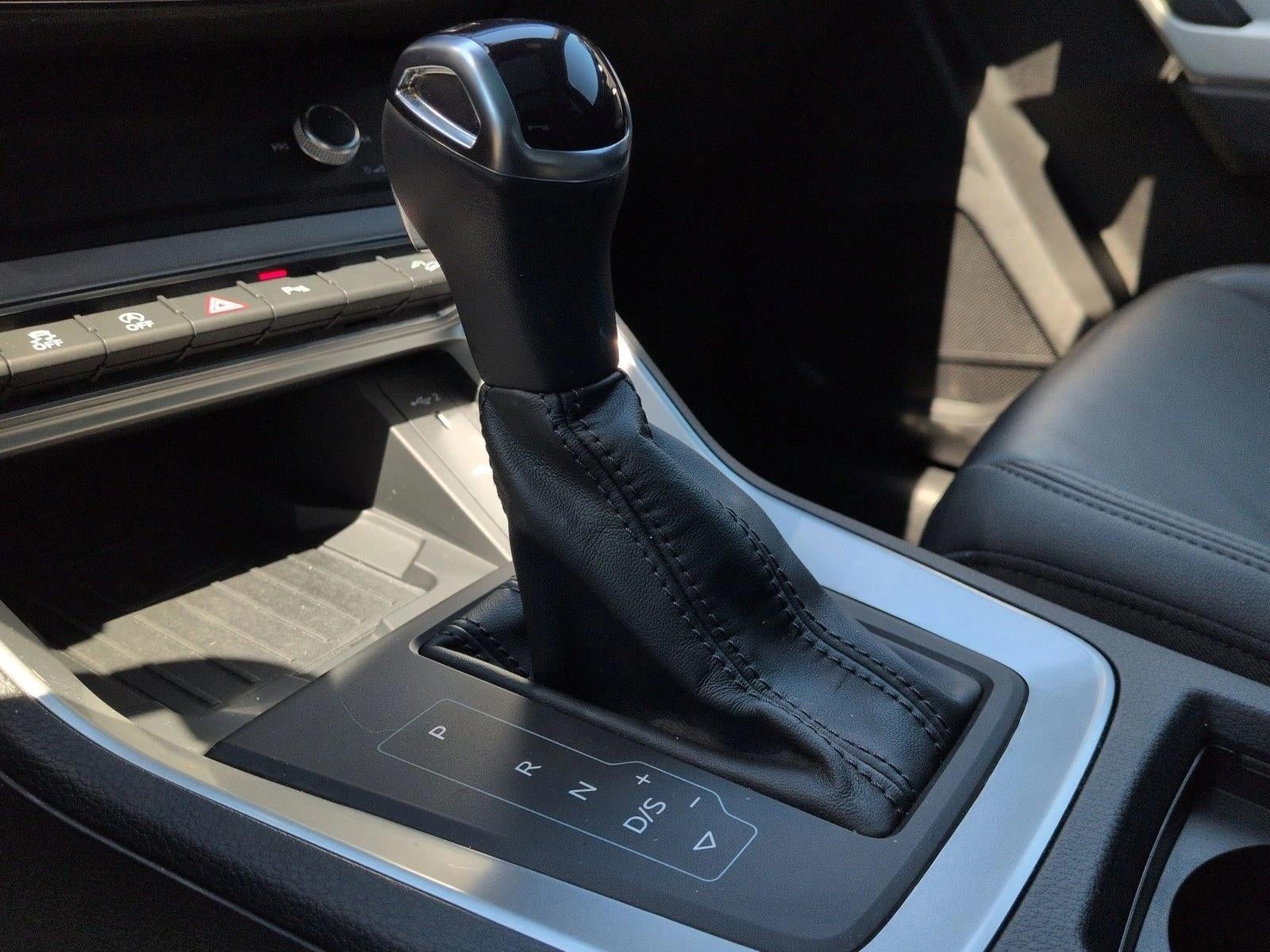 2024 Audi Q3 S line Premium 45 TFSI quattro
