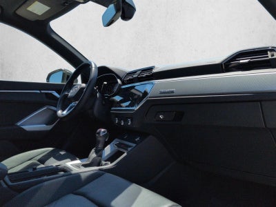 2024 Audi Q3 S line Premium 45 TFSI quattro