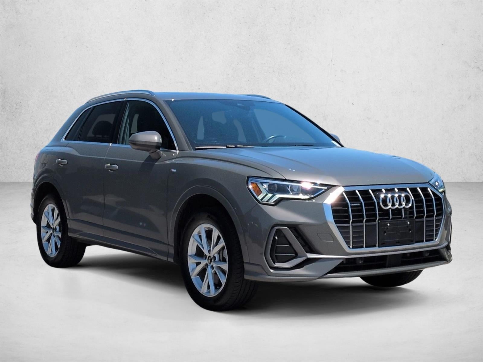 2024 Audi Q3 S line Premium 45 TFSI quattro