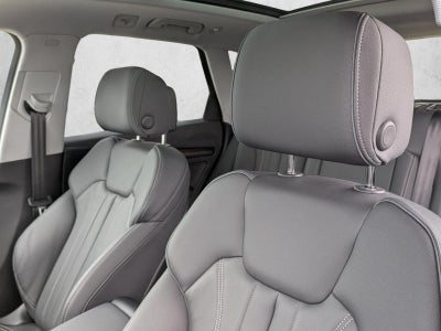 2025 Audi Q5 S line Premium Plus 55 TFSI e quattro