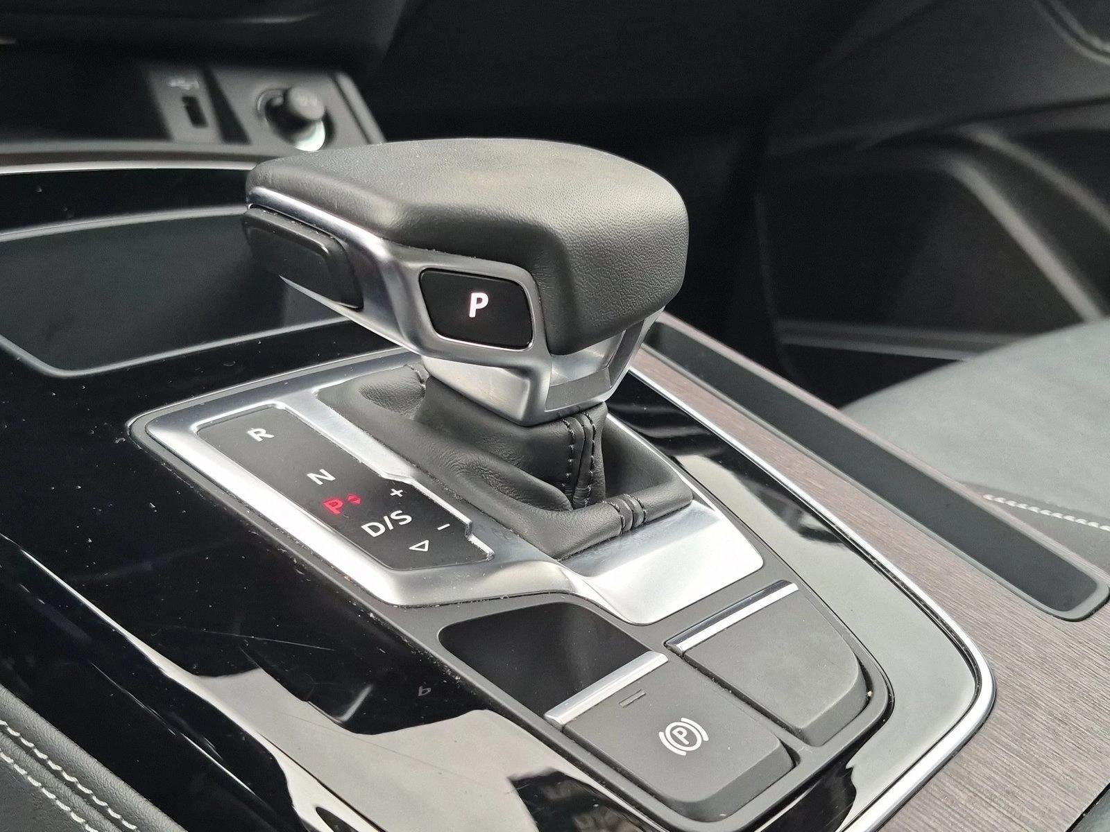 2023 Audi Q5 S line Prestige 45 TFSI quattro