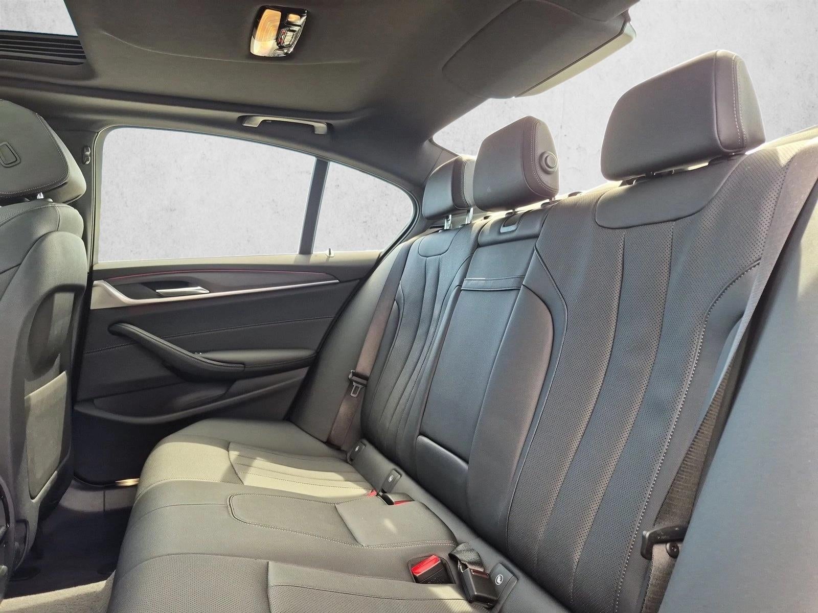 2022 BMW 530i xDrive Sedan