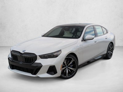 2027 BMW 550e xDrive Sedan