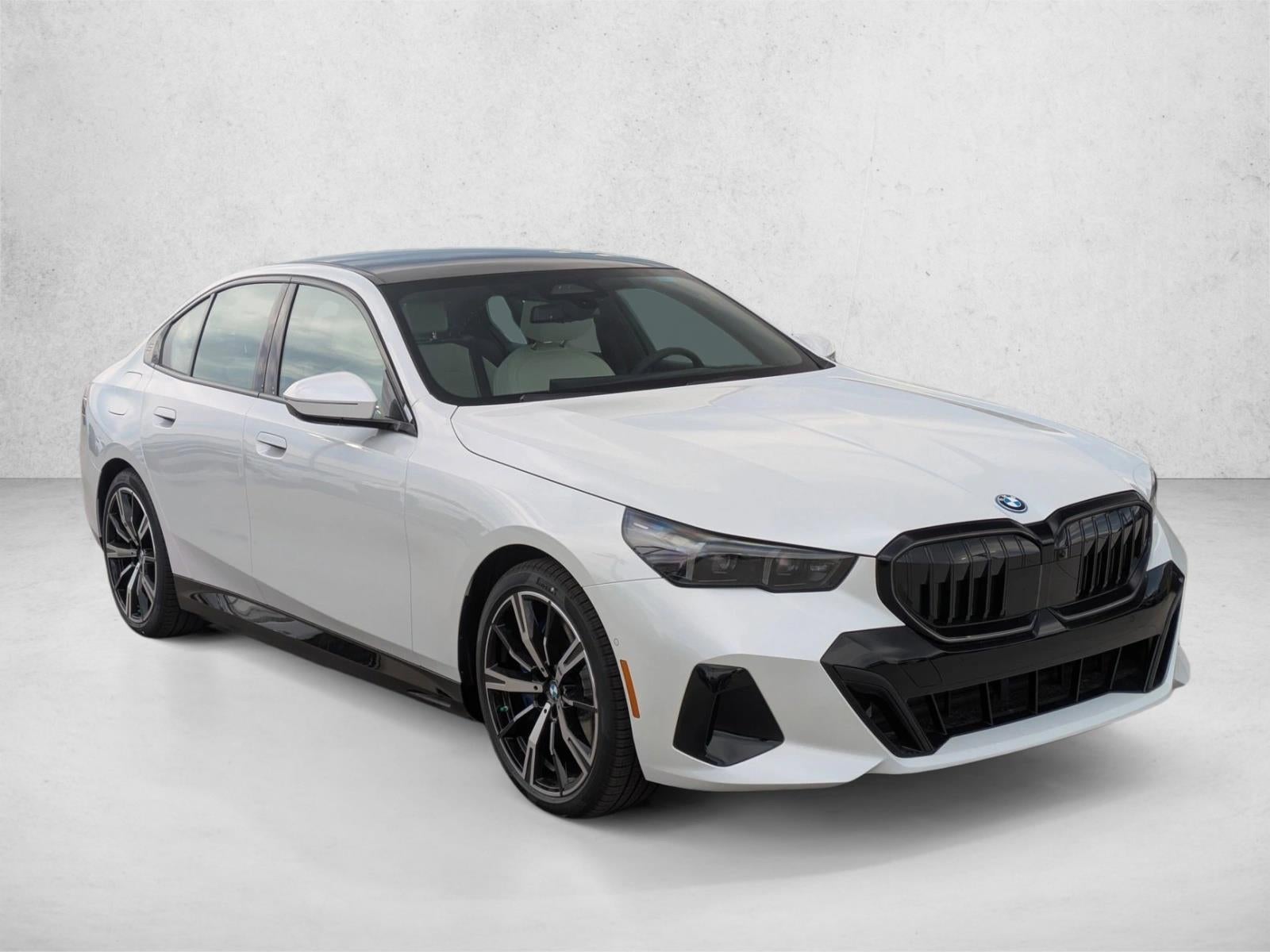 2027 BMW 550e xDrive Sedan