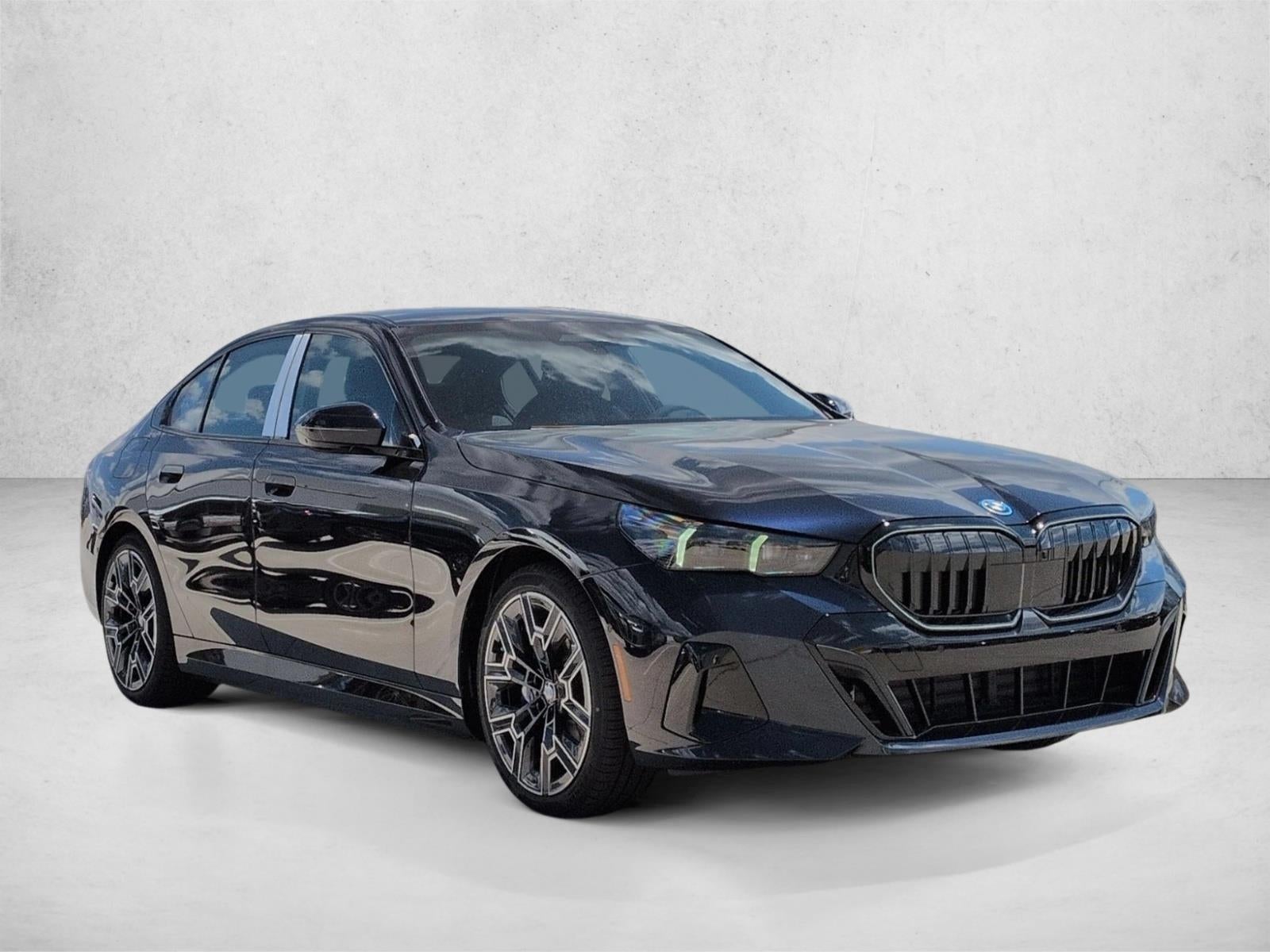 2027 BMW 550e xDrive Sedan