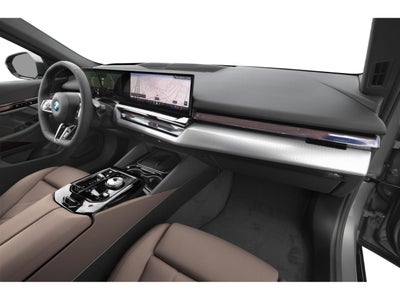 2027 BMW 550e xDrive Sedan