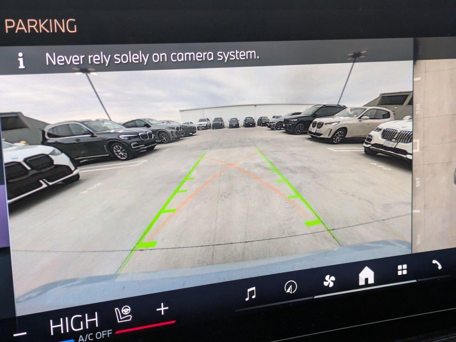 2025 BMW 740i xDrive Sedan