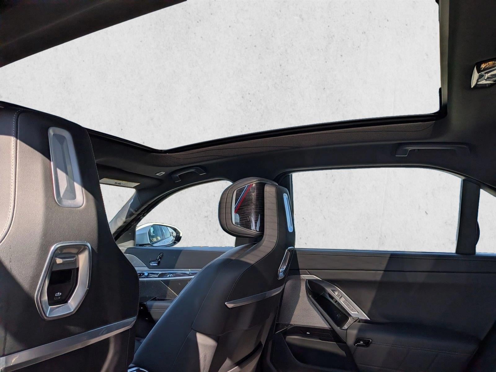 2025 BMW 740i xDrive Sedan