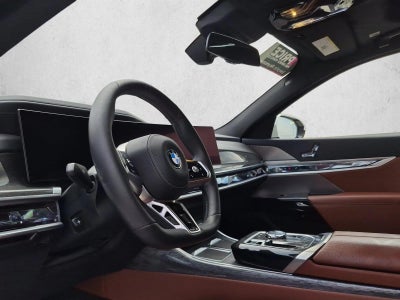 2024 BMW 760i xDrive Sedan