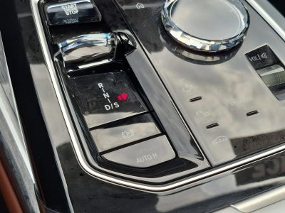 2024 BMW 760i xDrive Sedan