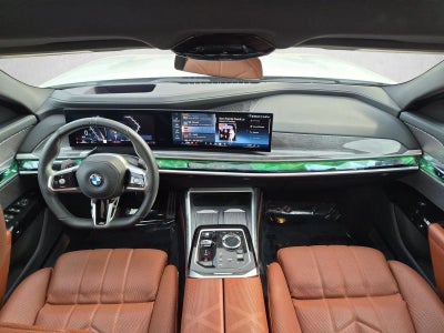 2024 BMW 760i xDrive Sedan