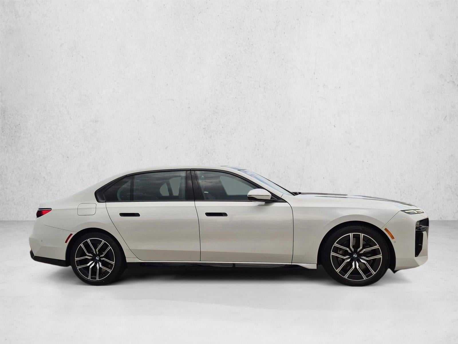 2024 BMW 760i xDrive Sedan