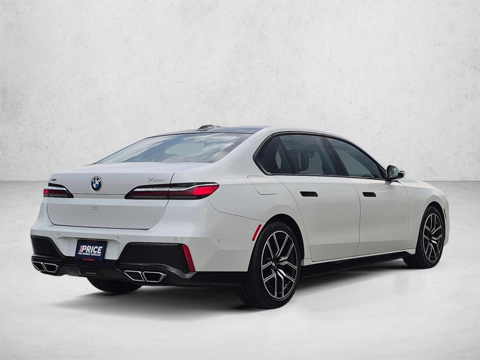 2024 BMW 760i xDrive Sedan
