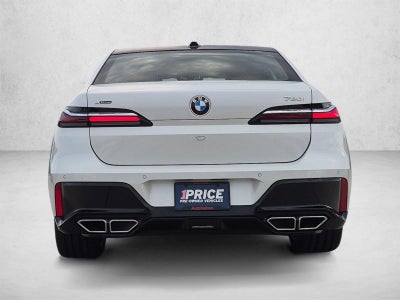 2024 BMW 760i xDrive Sedan