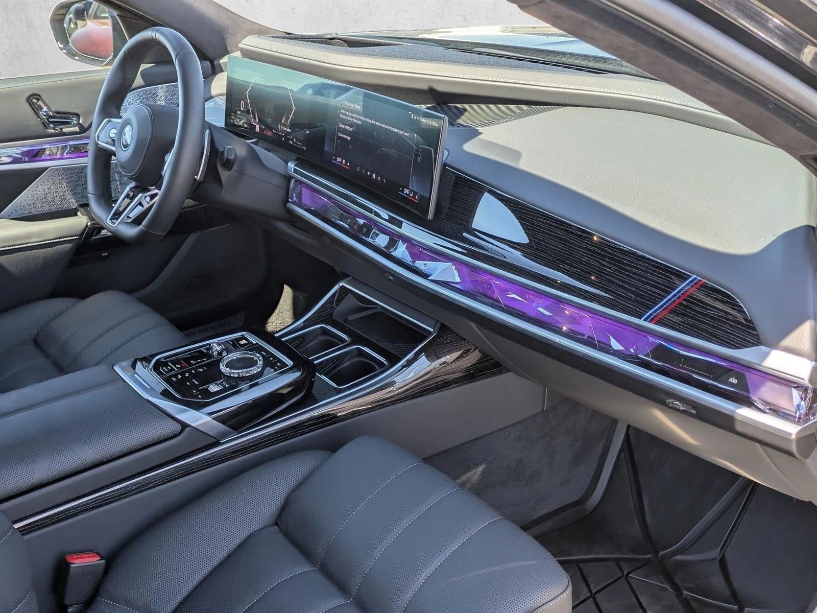 2025 BMW 750e xDrive Plug-In Hybrid