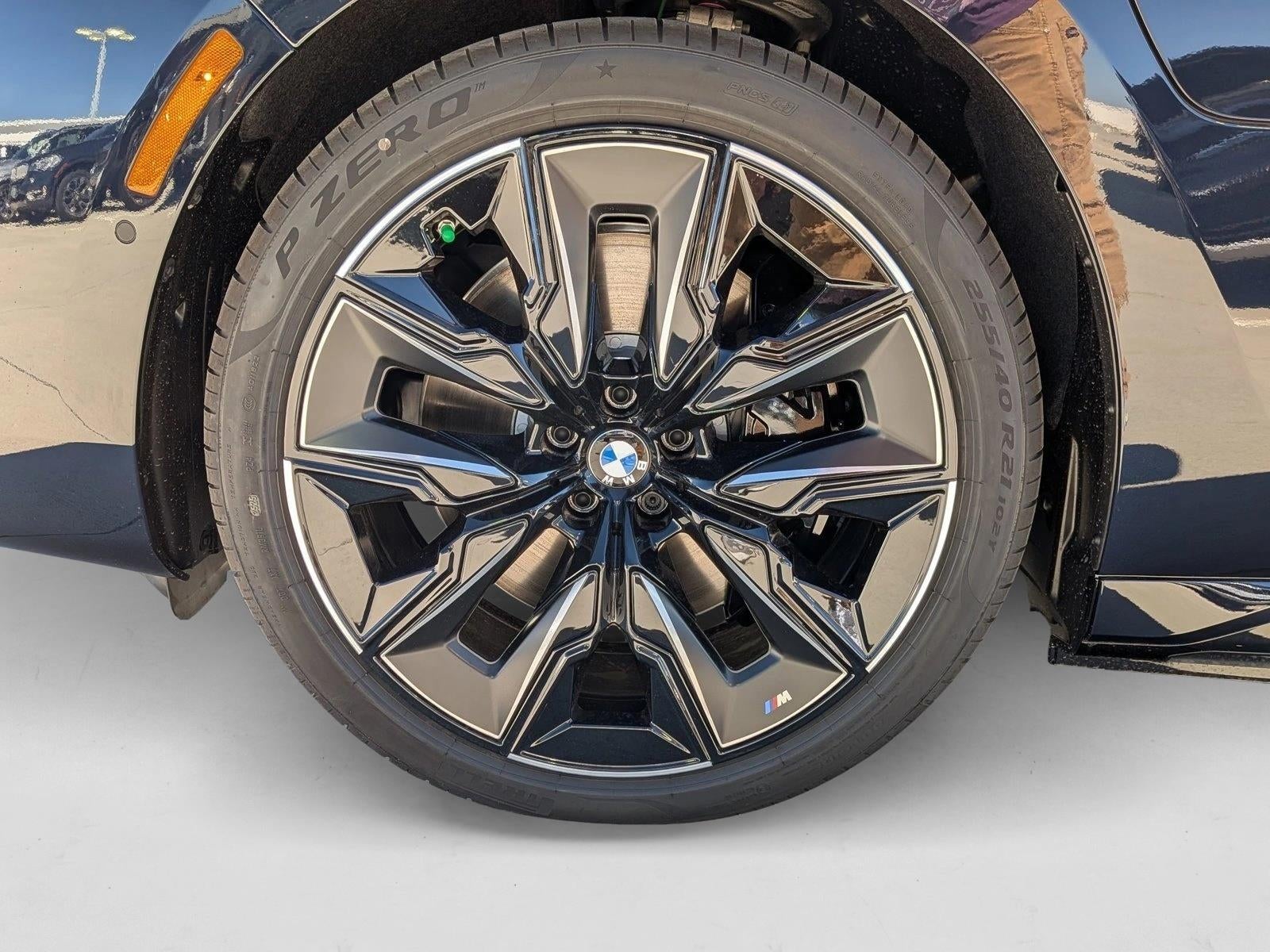 2026 BMW 750e xDrive Plug-In Hybrid