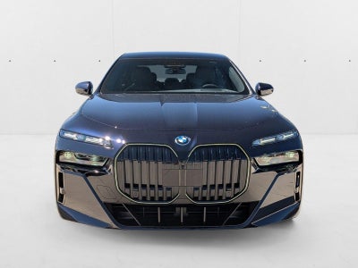 2026 BMW 750e xDrive Plug-In Hybrid