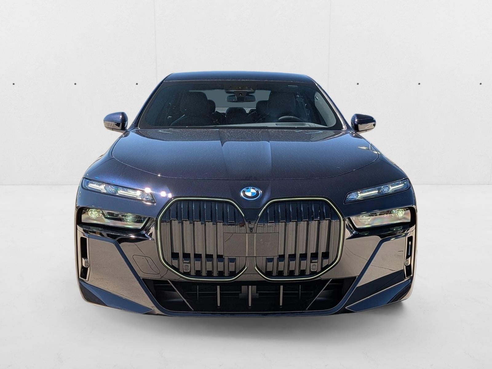 2026 BMW 750e xDrive Plug-In Hybrid