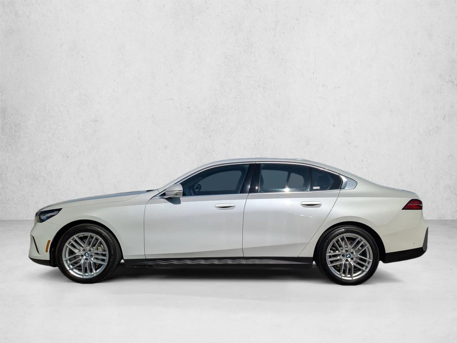 2025 BMW 530i xDrive Sedan