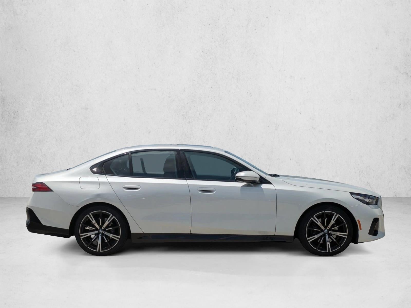 2025 BMW 530i xDrive Sedan
