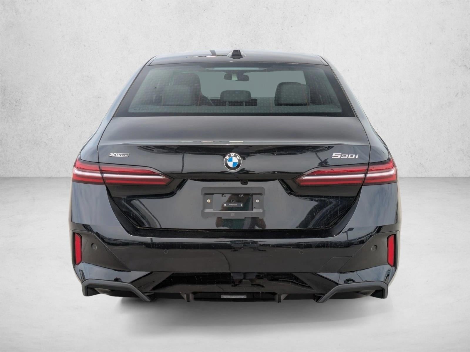 2027 BMW 530i xDrive Sedan