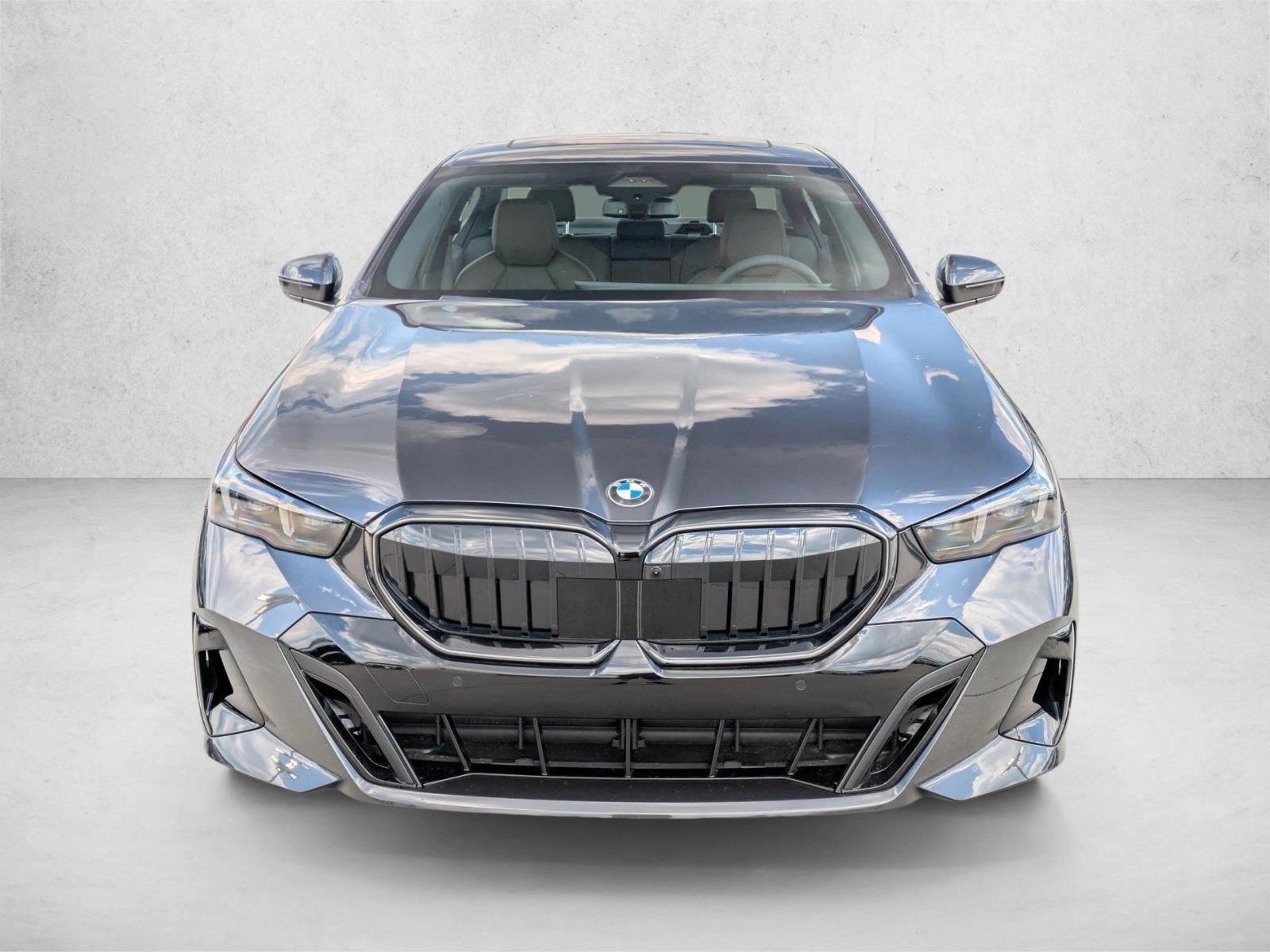 2027 BMW 530i xDrive Sedan